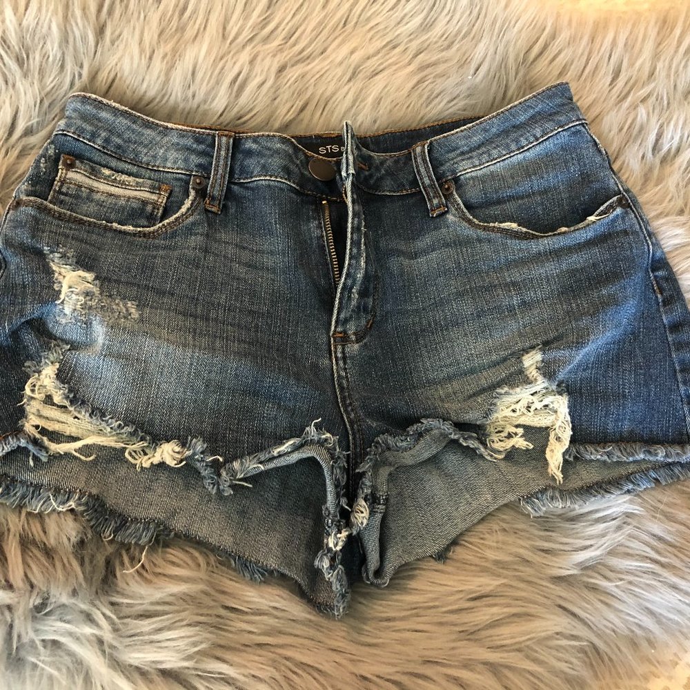 STS BLUE shorts